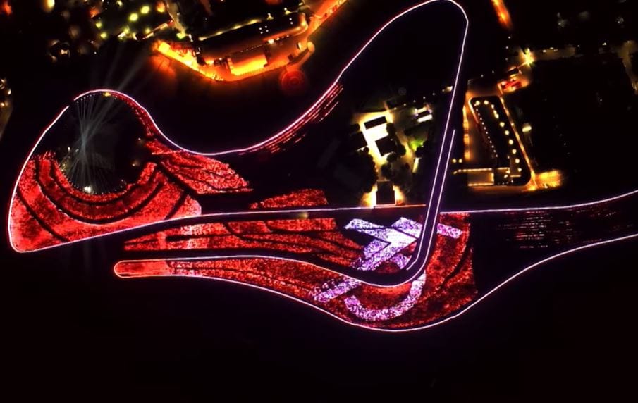 Egymillió fénydiódával borította be fioranói pályáját a Ferrari - videó