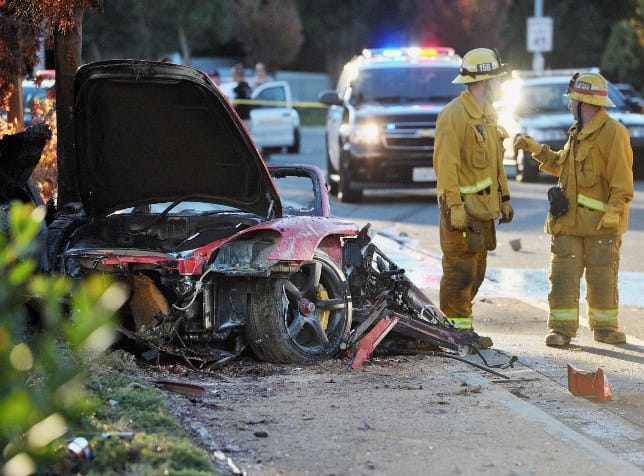 Beperelték a Porschét a Paul Walker-baleset miatt