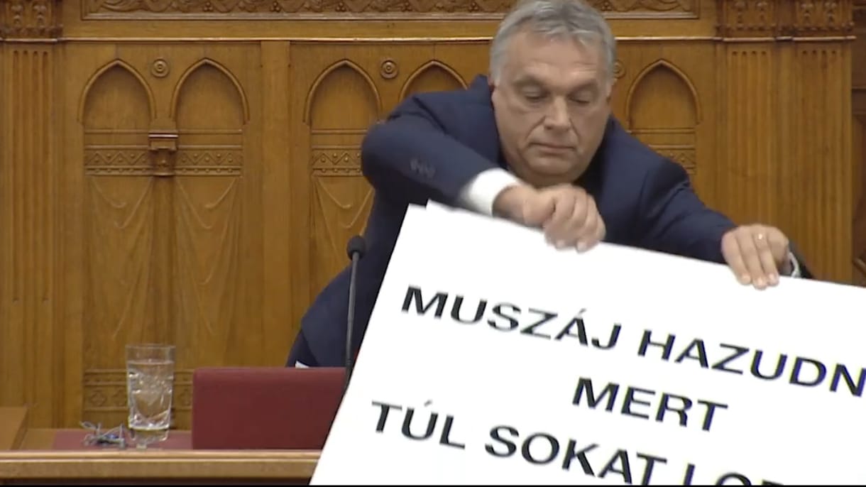 Jobbik: Szájkosarat tennének az ellenzékre