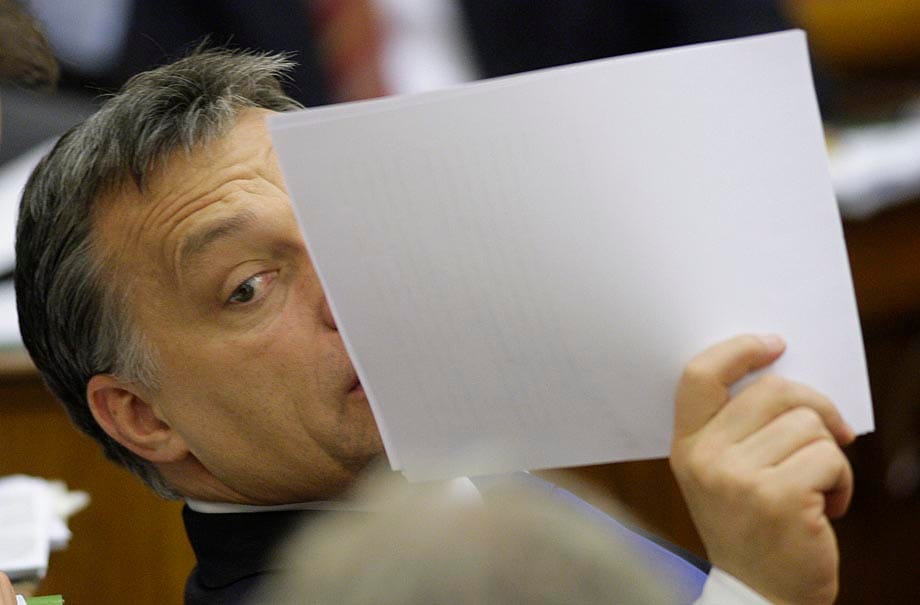 MSZP: Orbán két hónap múlva is elküldhette volna a levelét