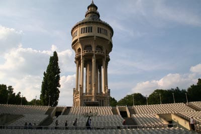 Vendéglátósokat keres a Margitszigetre a főváros