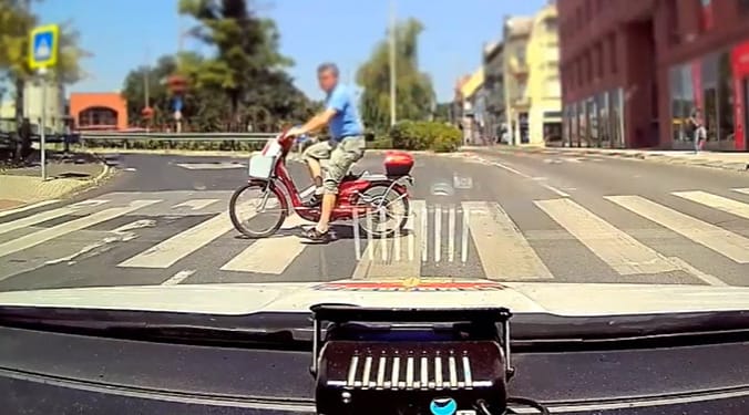 Most a biciklis szabálytalanságokról csinált videót a rendőrség