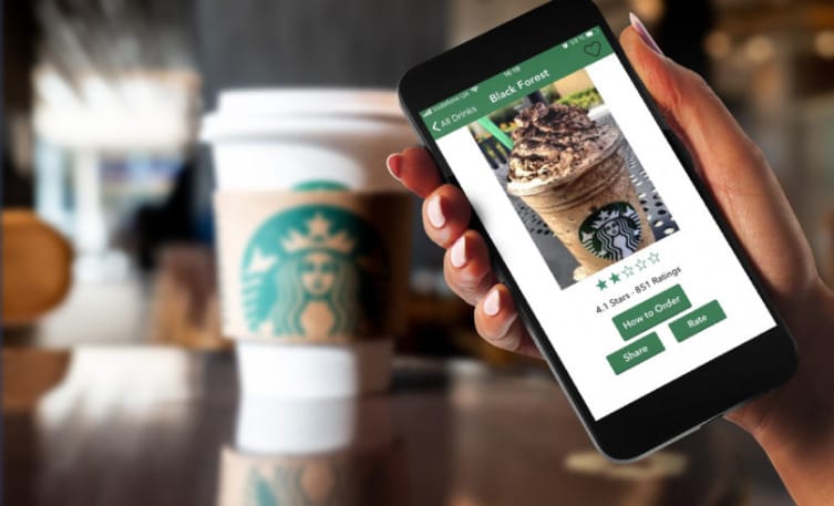 A Starbucksnak 25,6 millió dollárt kell fizetnie egy volt középvezetőnek, akit állítása szerint azért rúgtak ki, mert fehér