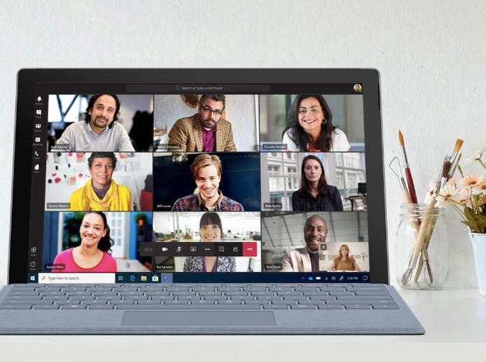 Újítás jön a Microsoft Teamsbe: most már tényleg bevonhatja az egész céget a beszélgetésbe