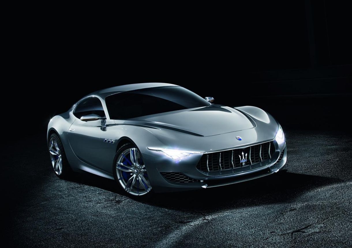 Ha valakinek Ferrari nem, Jaguar nem, Aston Martin nem, akkor a Maserati Alfieri igen