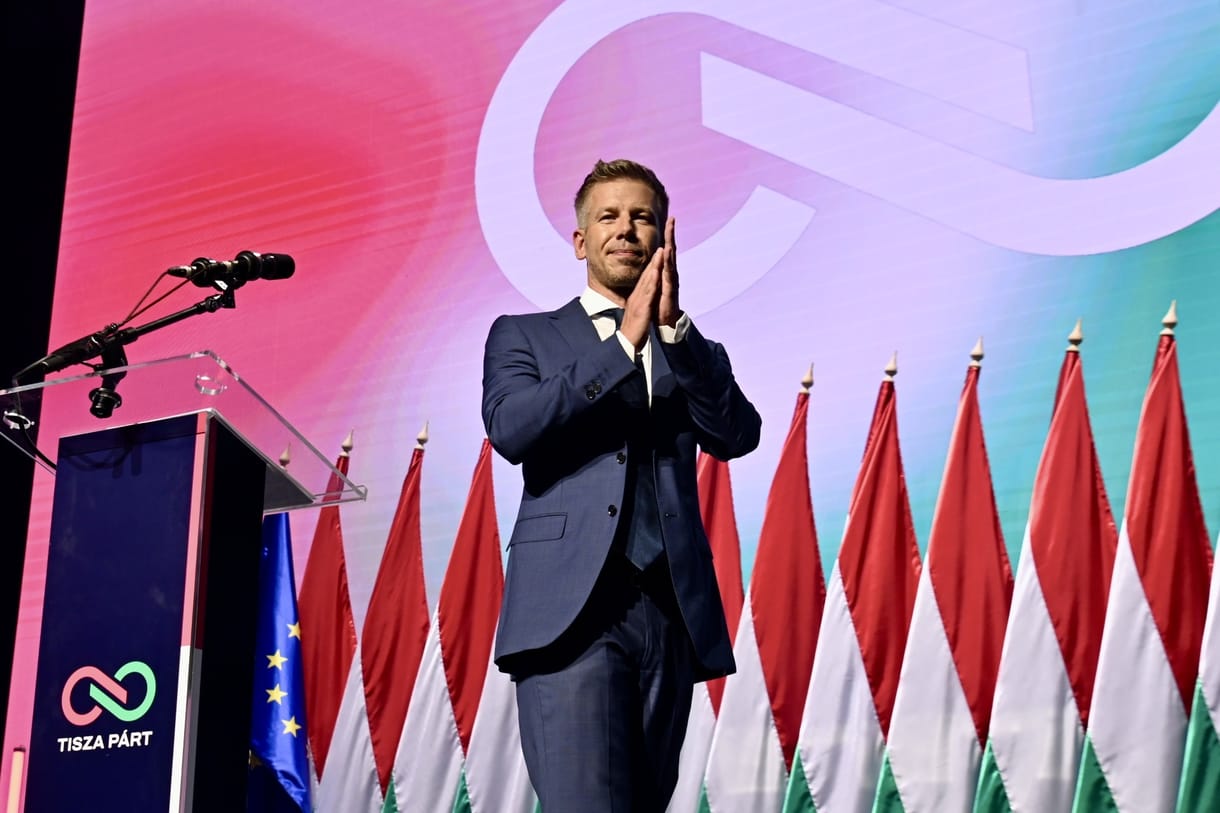 A Tisza nélküli választási eredményekből matekozta ki a Mandiner, hogy a Tisza épphogy, de kikapna egy parlamenti választáson