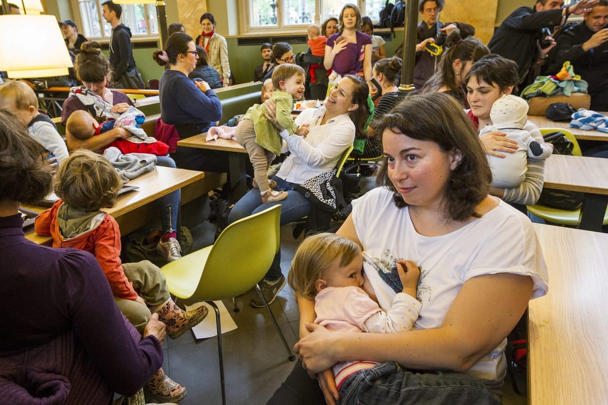 Ténytár: Szegénységgel, szorongató magánnyal küzdenek a gyereküket egyedül nevelő anyák