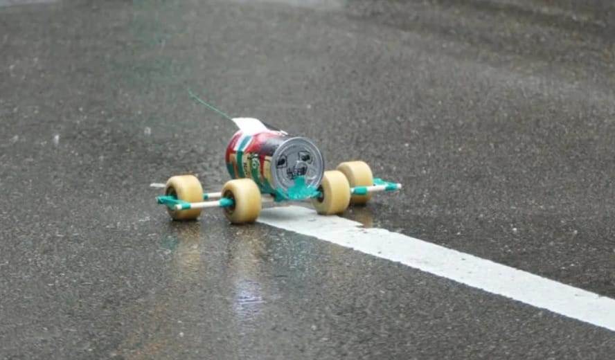 Gyanús kisautó miatt zártak le egy chicagói utcát