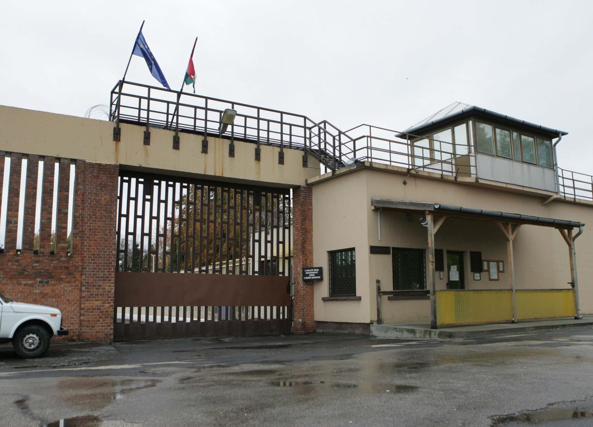 A tököli börtön egyik karbantartója csempészte be a drogot a rabnak, hamar lebuktak
