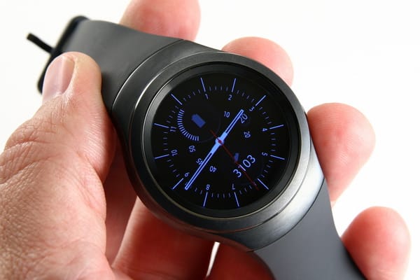 A Samsung rájött, hogyan kell jó és szép órát csinálni – kipróbáltuk