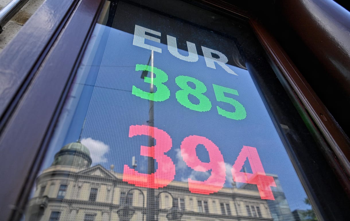 A különadók bejelentése után erősödött egy kicsit a forint és a tőzsde