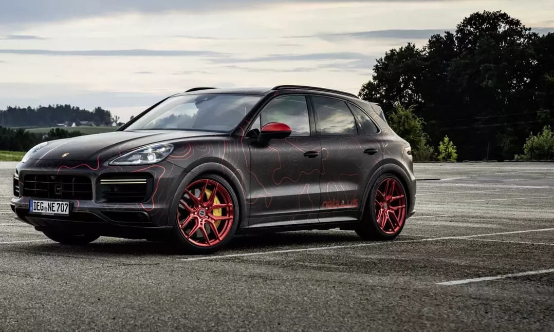 962 lóerő talán már elég lesz a Porsche Cayenne-ben