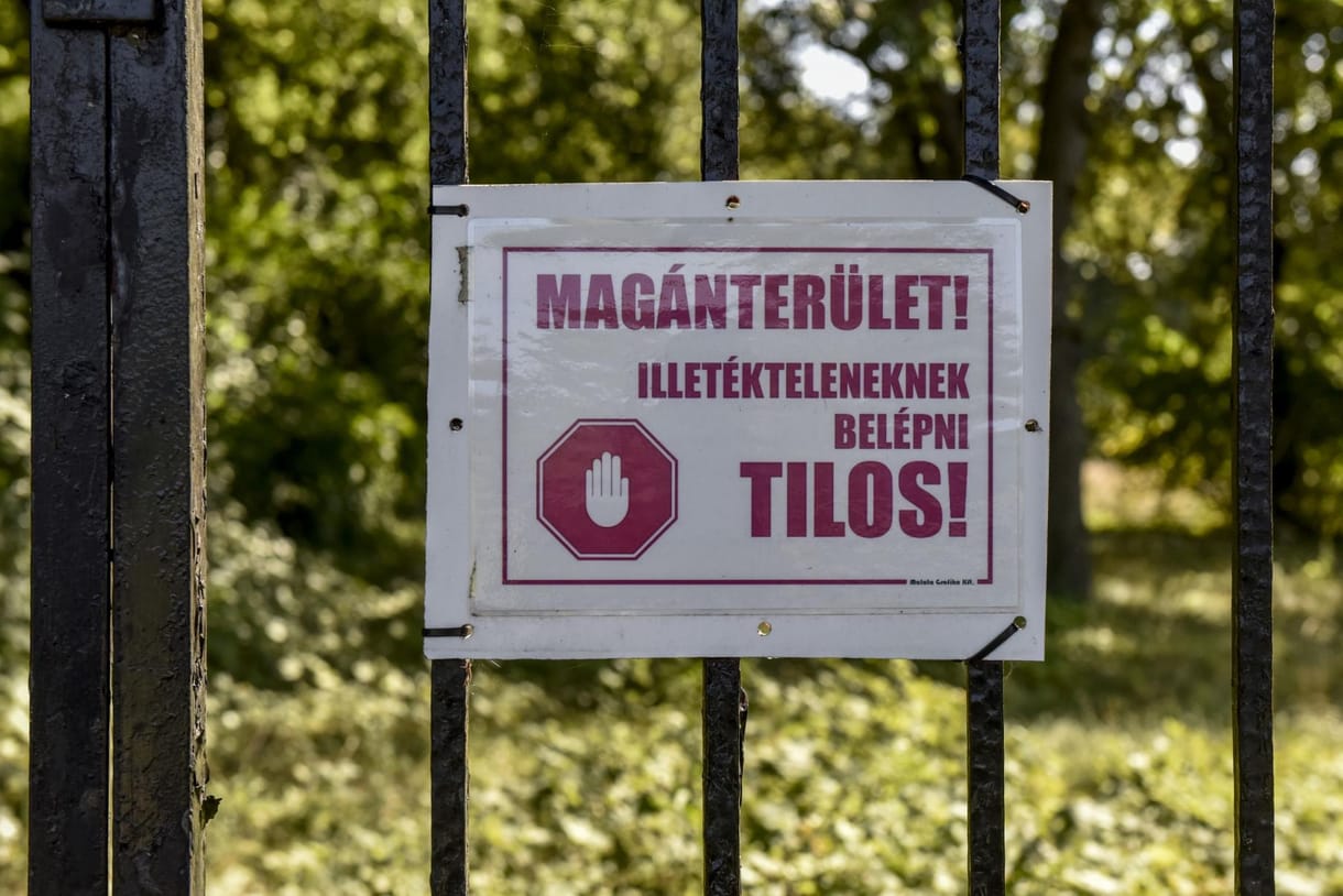 Mészárosék már nyomulnak, célkeresztben a hazai vadászkastélyok