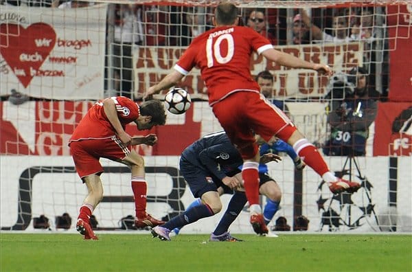 Két kiállítás, egy gól és Bayern-győzelem a Bajnokok Ligájában