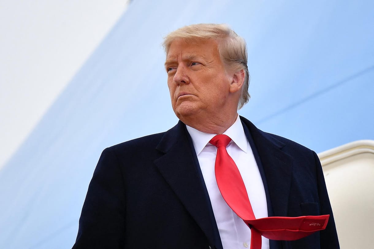 Donald Trump nagyon aggódott amiatt, hogy belekeveredik az Epstein ügybe – állítja egy most megjelent könyv