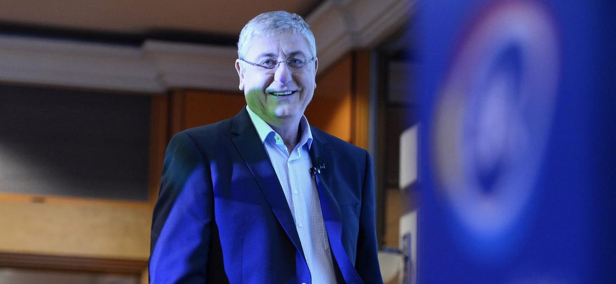 Újabb párbeszédes politikus lép át a DK-ba
