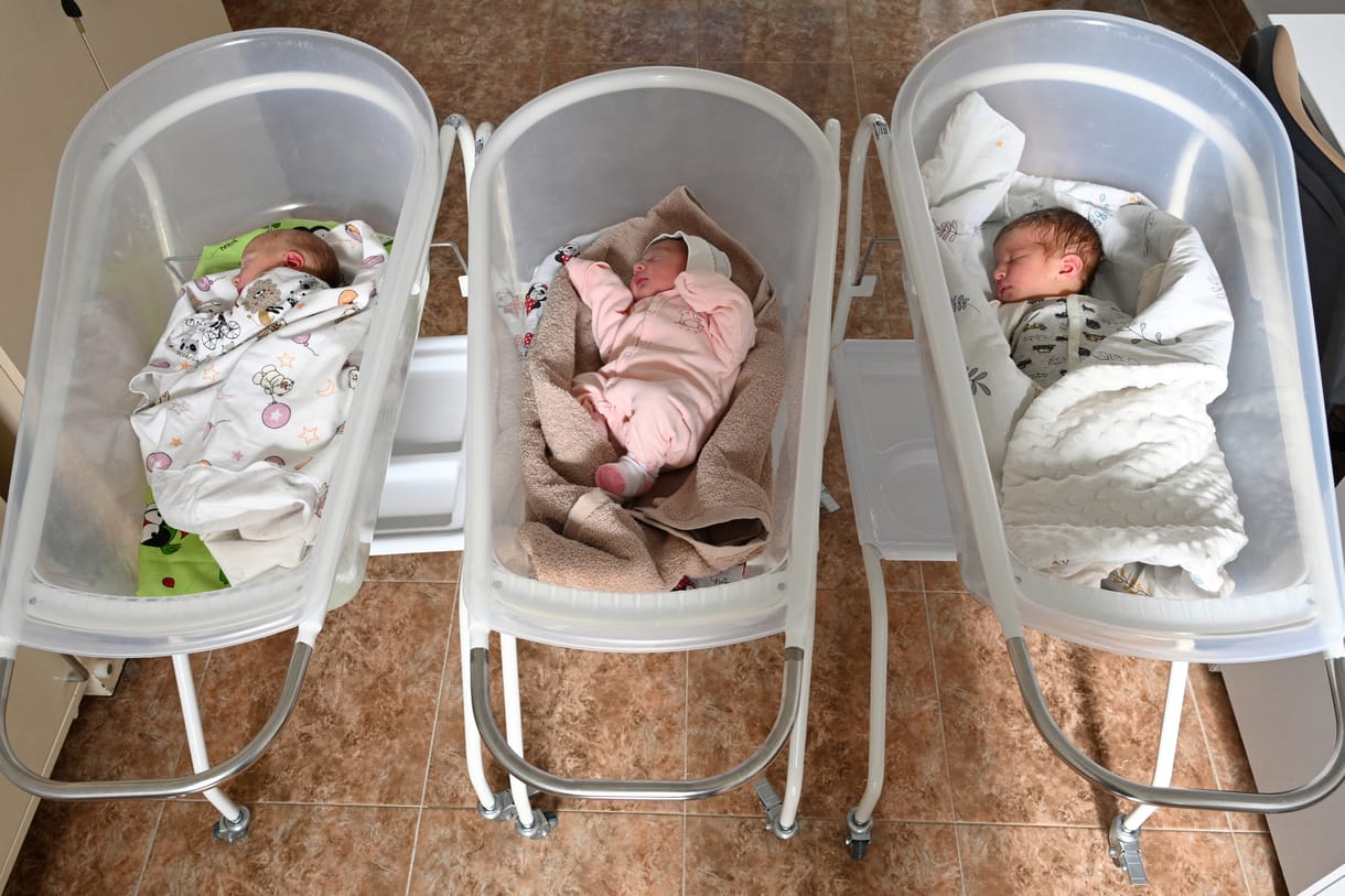 Befuccsolt a csok plusz: csak az igénylők egy százaléka vállalt három gyereket