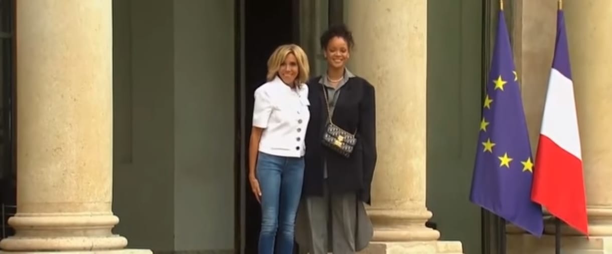 Rihanna találkozott Macronékkal