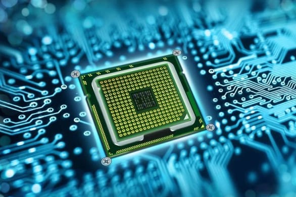 Csapás az Intelre: processzorokat fog gyártani a Google?