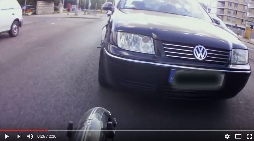 Minden percben háború? Megint egy kemény autós-biciklis videó Budapestről