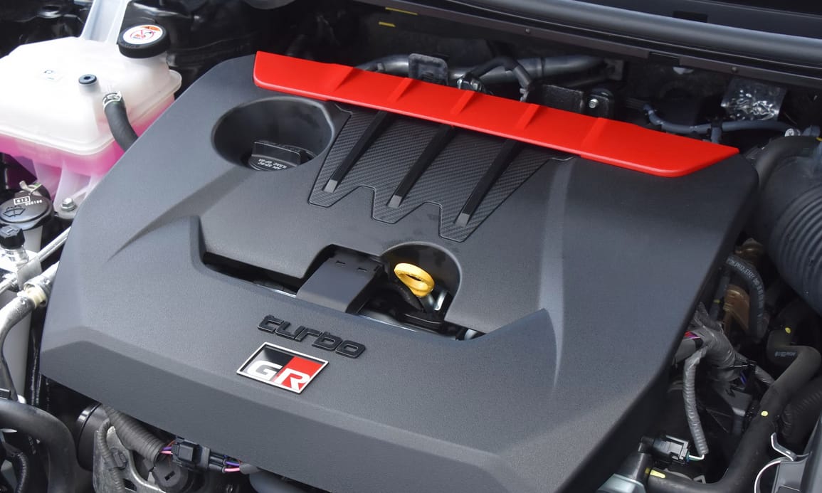 Már az USA-ban is tör előre a 3 henger és visszaszorul a V8