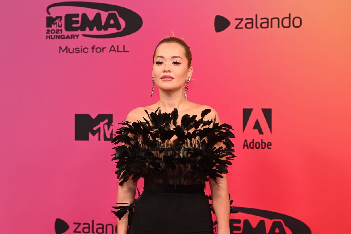 Rita Ora rosszul lett Budapesten, lemondta koncertjét a Campus Fesztiválon