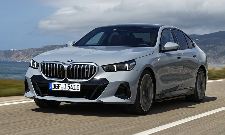 Arany középút: újabb BMW i5 érkezett Magyarországra
