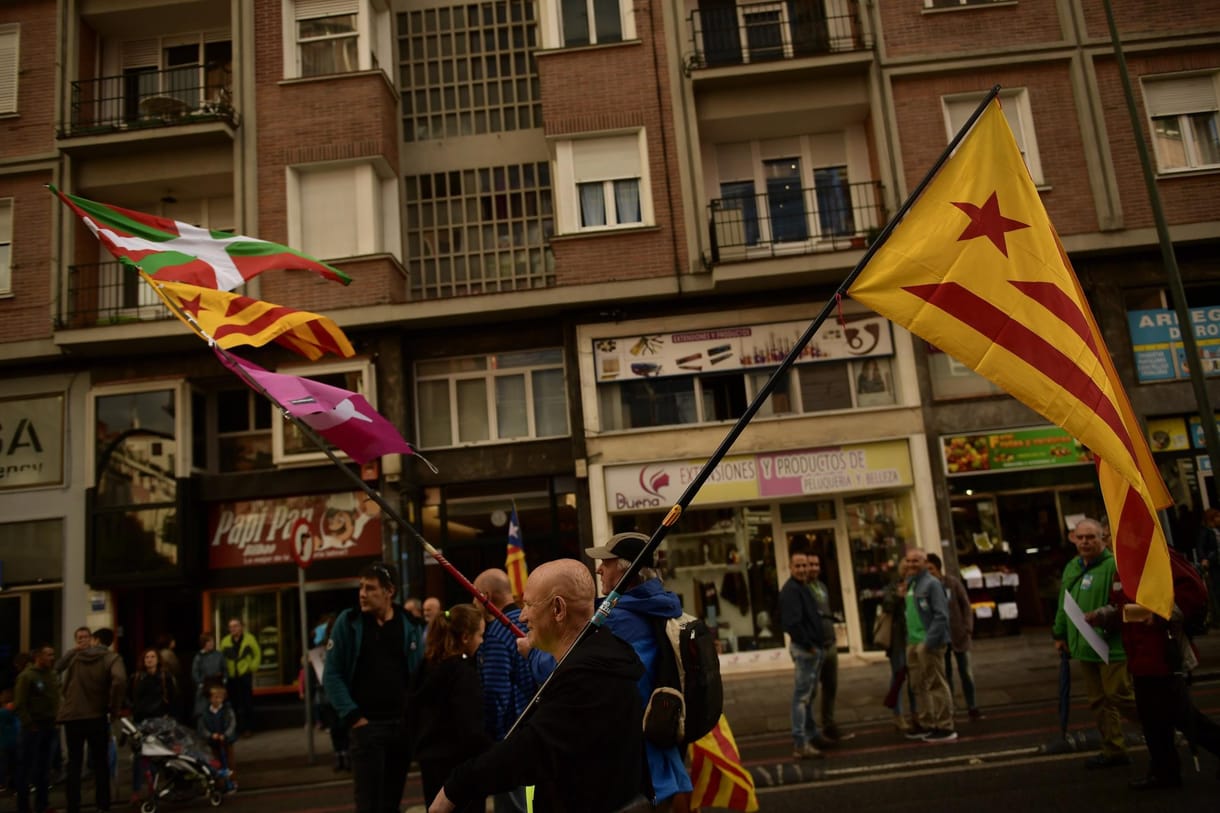 Spanyol csendőrök 1,3 millió katalán szórólapot foglaltak le