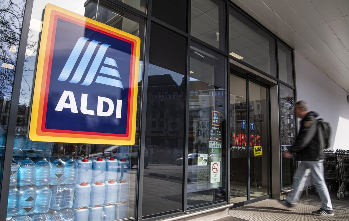 Rendkívüli béremelés után már bruttó 1,1 millió forintot is lehet keresni az ALDI-nál