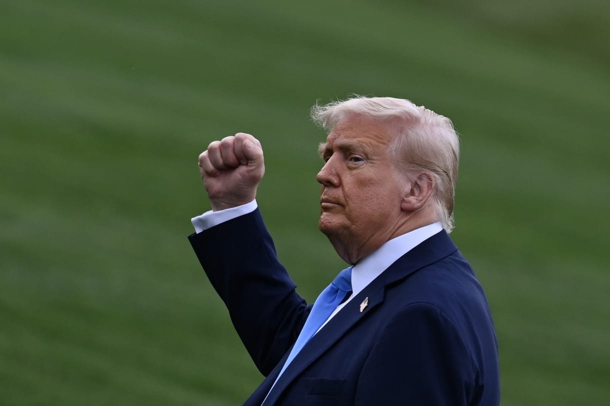 Trump kimondta: belevágna egy harmadik elnöki ciklusba is, és ehhez megvannak a „módszerei”