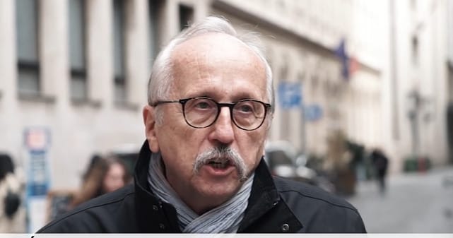 Egy erzsébetvárosi iskola és az Örkény Színház focival ünnepli a költészet napját