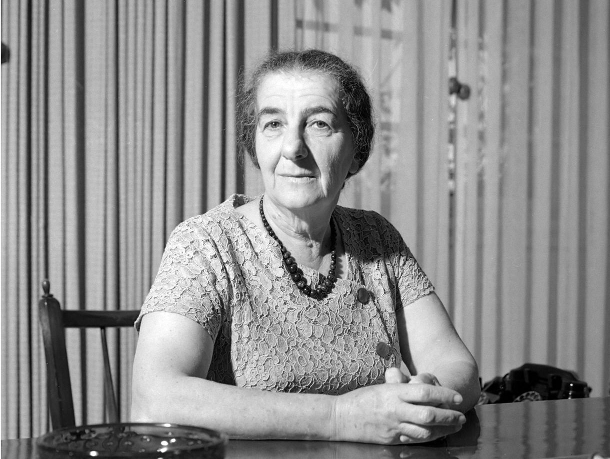 Az eredeti Vaslady, Izrael történetének nagy alakja – 125 éve született Golda Meir