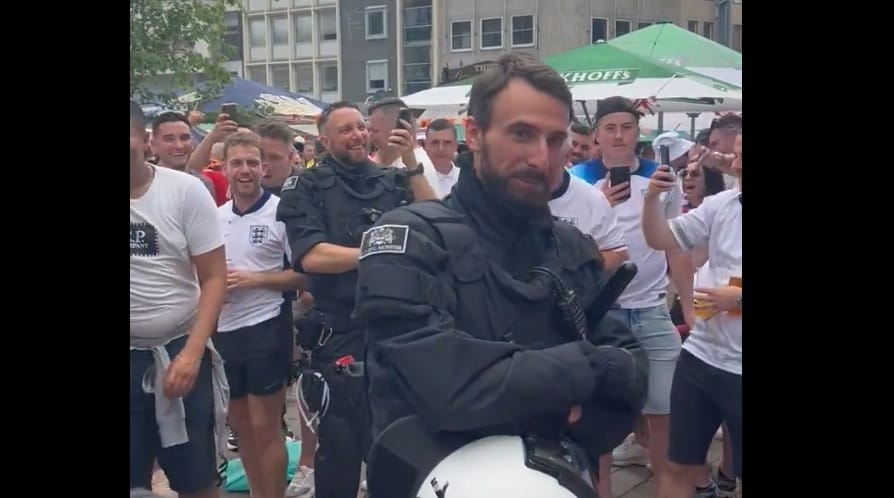 Megtalálták Gareth Southgate német hasonmását az angol szurkolók – videó