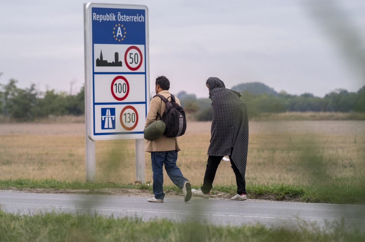 EP-határozat: Bakondi szerint nőhet az illegális migráció