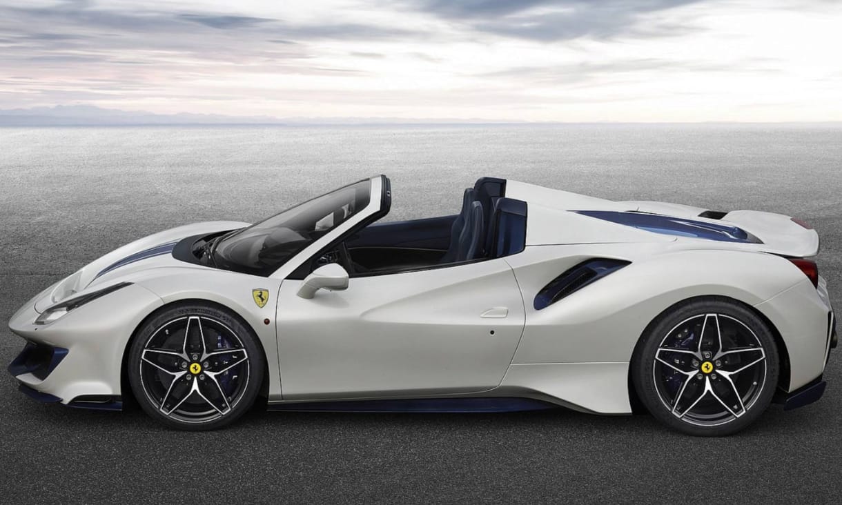 Meglepetés: itt a nyitható tetejű Ferrari 488 Pista