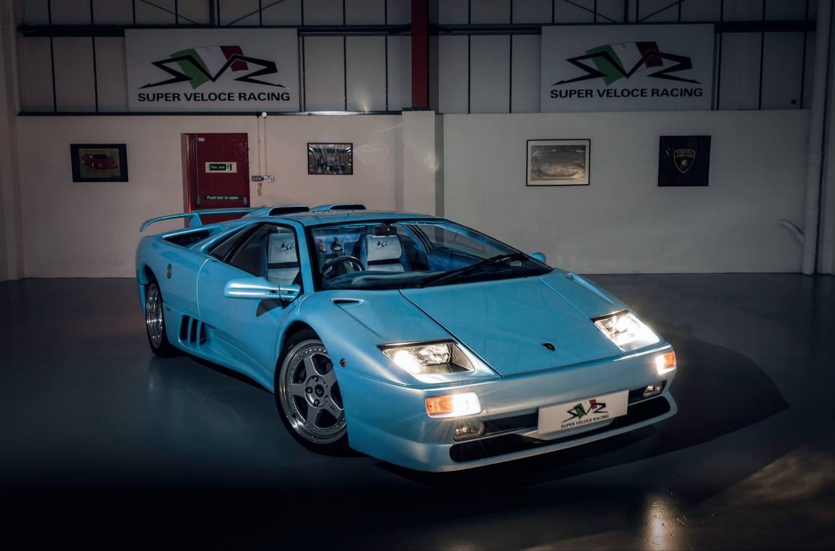 Majdnem 20 éves ez a Lamborghini, mégis vonzóbb a maiaknál