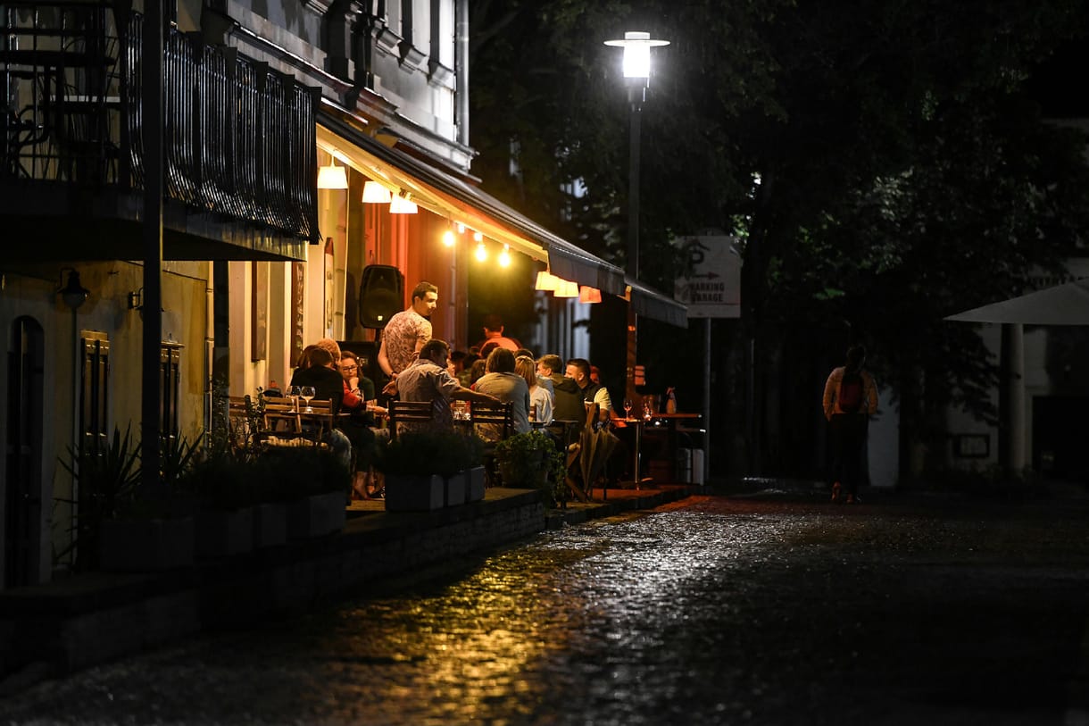 Kilőtt a turisták száma áprilisban, rengeteg külföldi érkezett