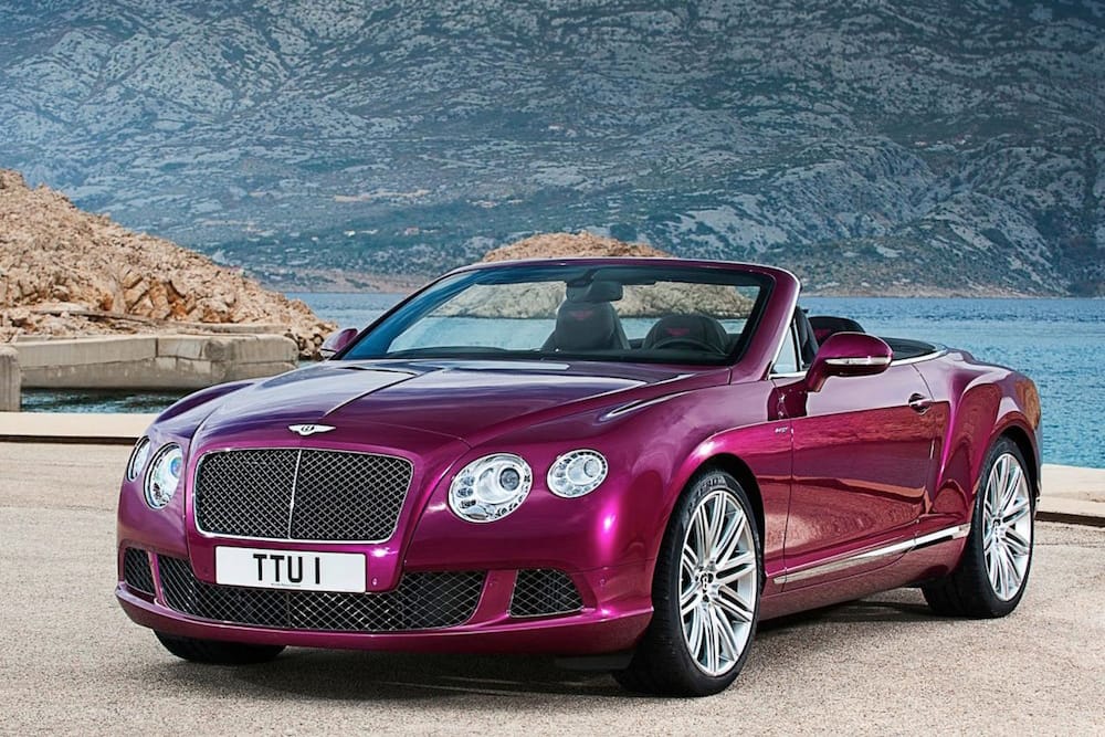Öt Bentley-t loptak el egyszerre egy kereskedésből