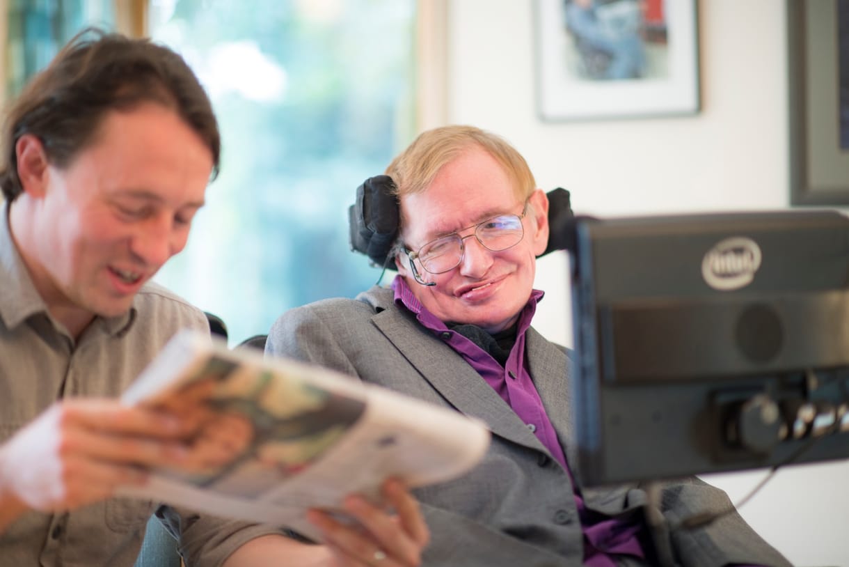 Új programmal internetezik Stephen Hawking