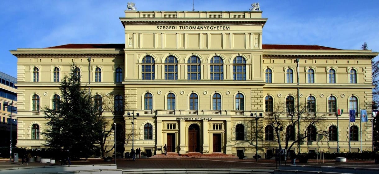 Így változik az egyetemi élet a koronavírus miatt Magyarországon