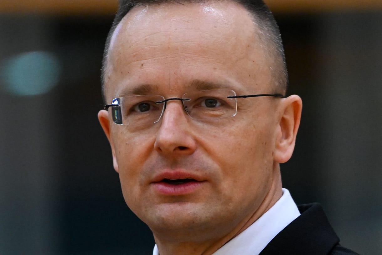 Az Európai Bizottság reagált Szijjártó Péter semmirekellőzésére