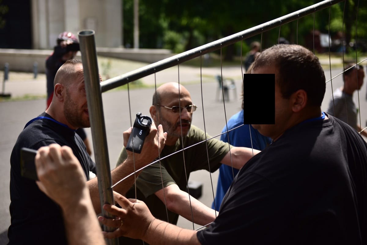 Elszabadult indulatok: a kopaszok szabályosan kiütötték a Ligetvédőket