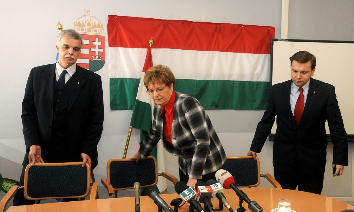 Tiltakoznak a szülők a felsőoktatási 