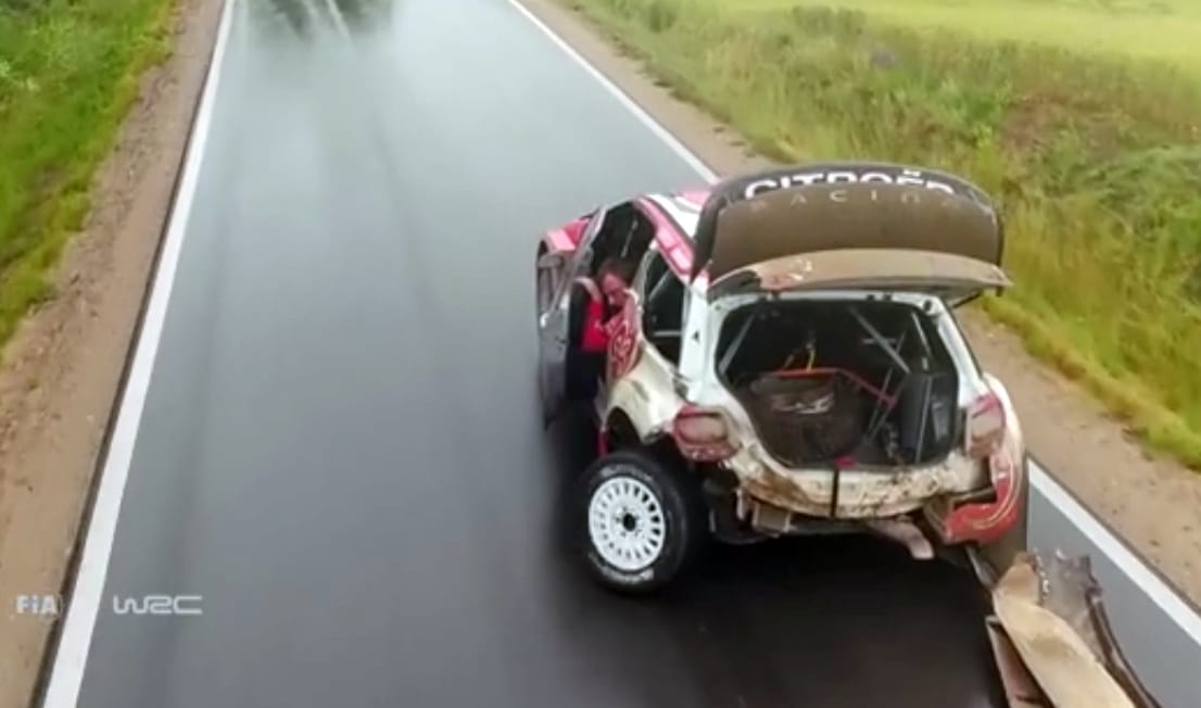 Kiszakadt a hátsó kerék, de a ralis simán ment tovább – videó