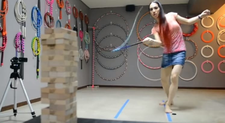 Így kell ostorral Jengázni – videó