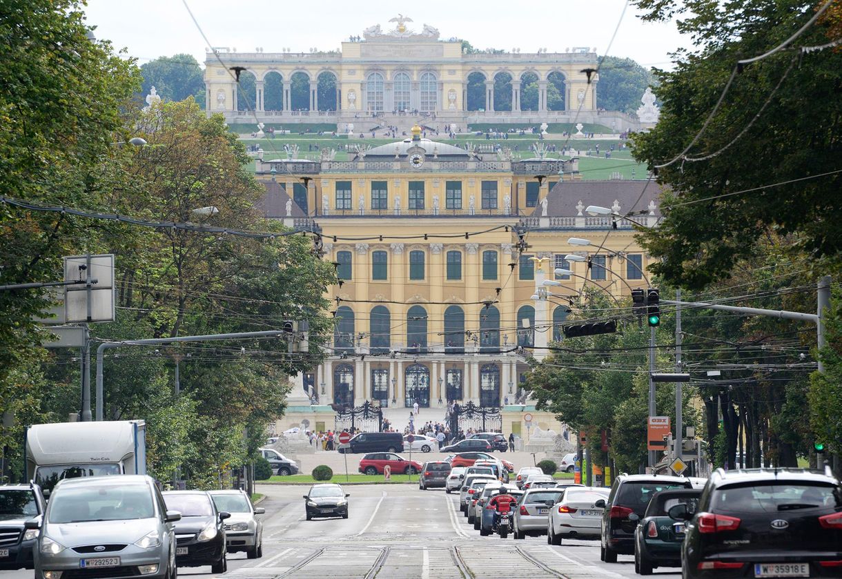 Már Ausztria versenyképességét veszélyezteti a kilövő rezsi