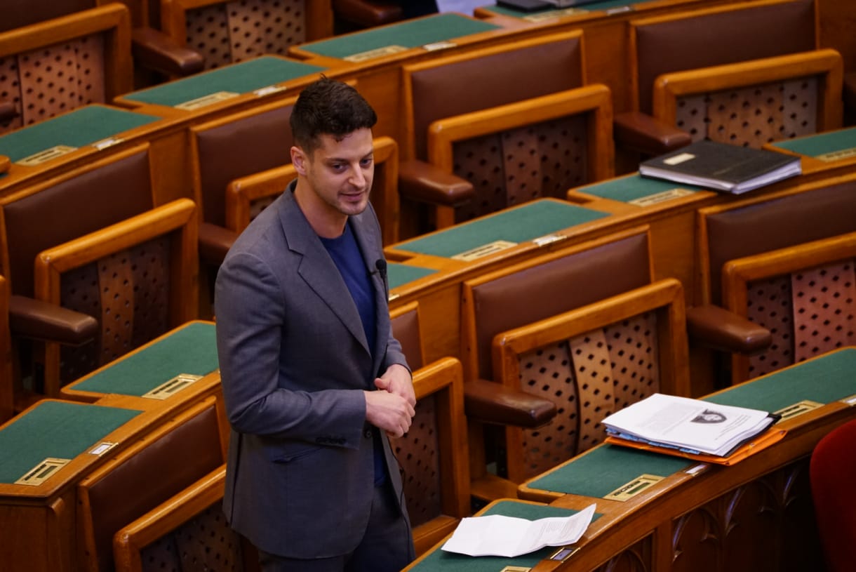 Ungár megkérdezte a kormánytól, miért vétózták meg a belarusz oligarcha szankcionálását, kurta választ kapott