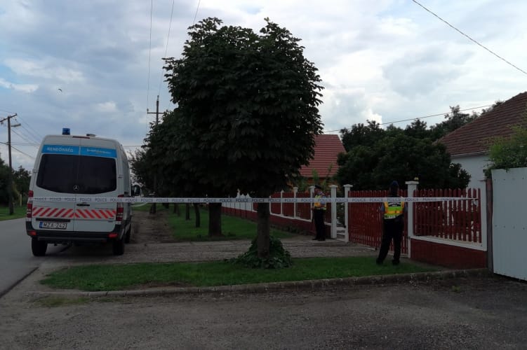 Megölte az anyját egy férfi Csorváson