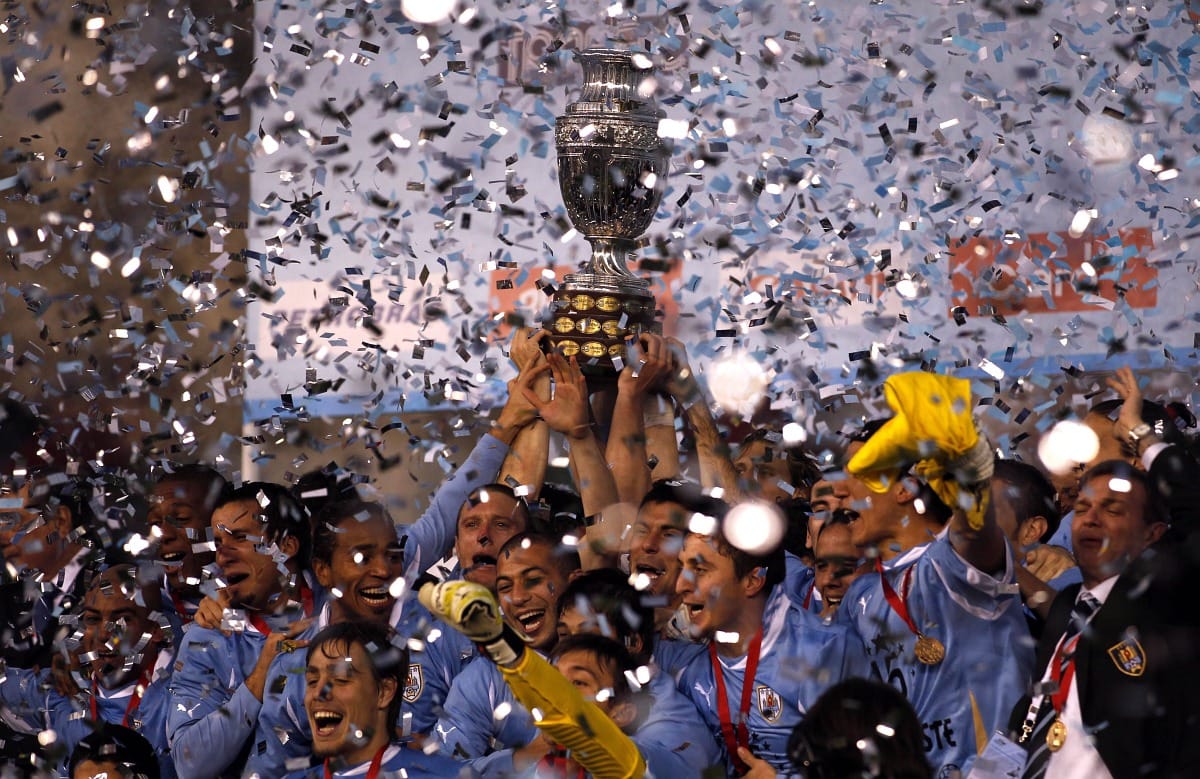 Vereséggel kezdtek Suarezék a Copa Americán
