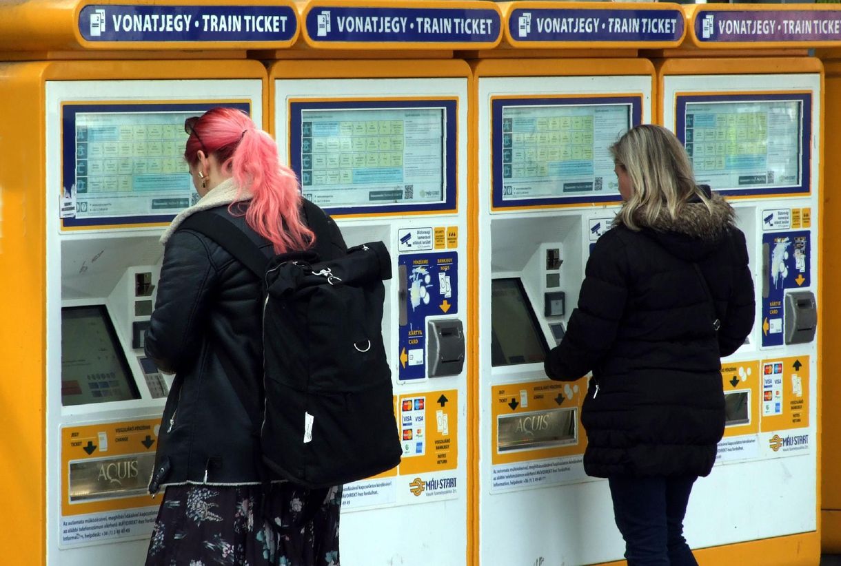 Elmondta a MÁV, miért kell bezárni estére a Nyugati pénztárait